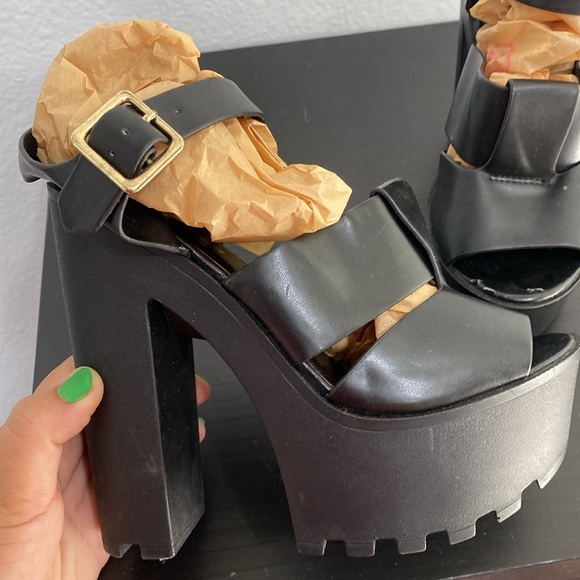 Soda Shoes - Platforms 👠